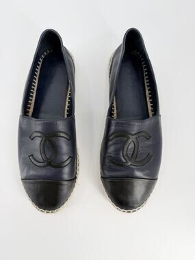 Chanel Black Navy Lambskin Leather CC Logo Espadrilles Flat Shoe 40 Authentic